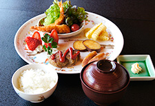 お子様ランチ